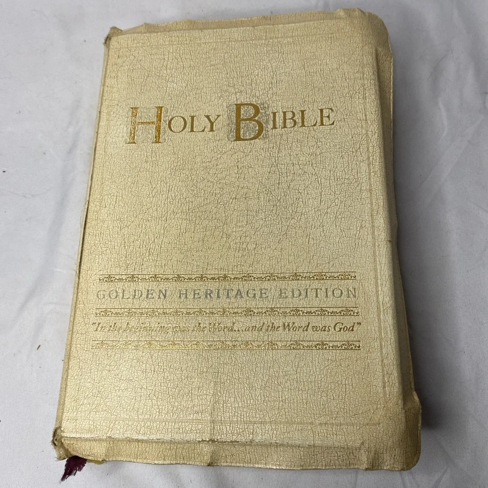 Vintage Holy‎ Bible KJV Golden Heritage Edition Large Print Indexed Red Letter